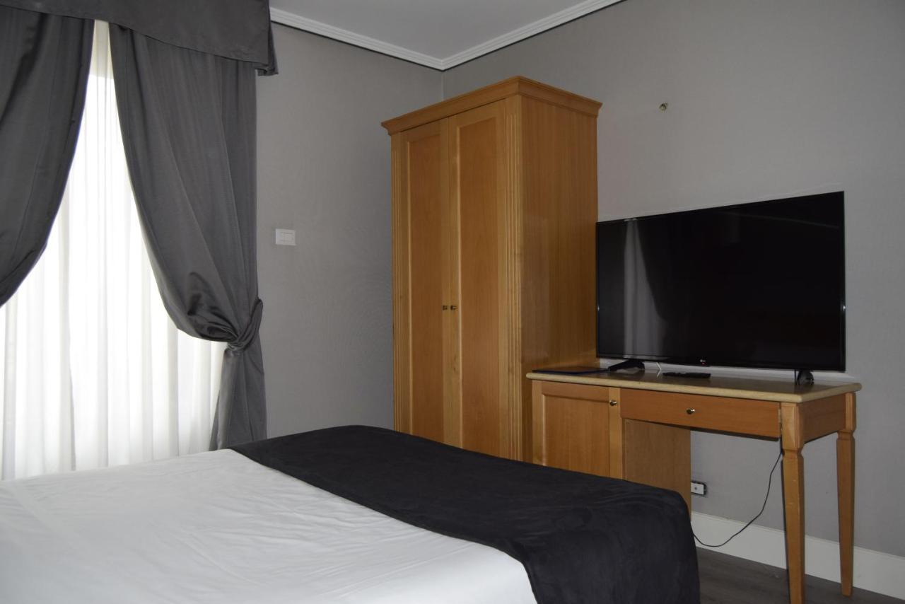 רומא Hotel Dei Quiriti מראה חיצוני תמונה