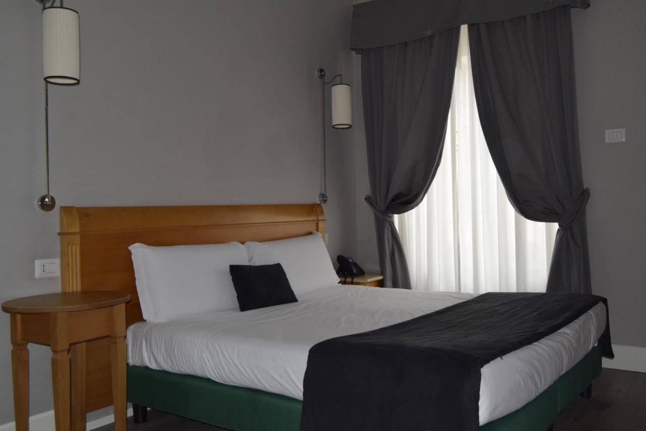 רומא Hotel Dei Quiriti מראה חיצוני תמונה