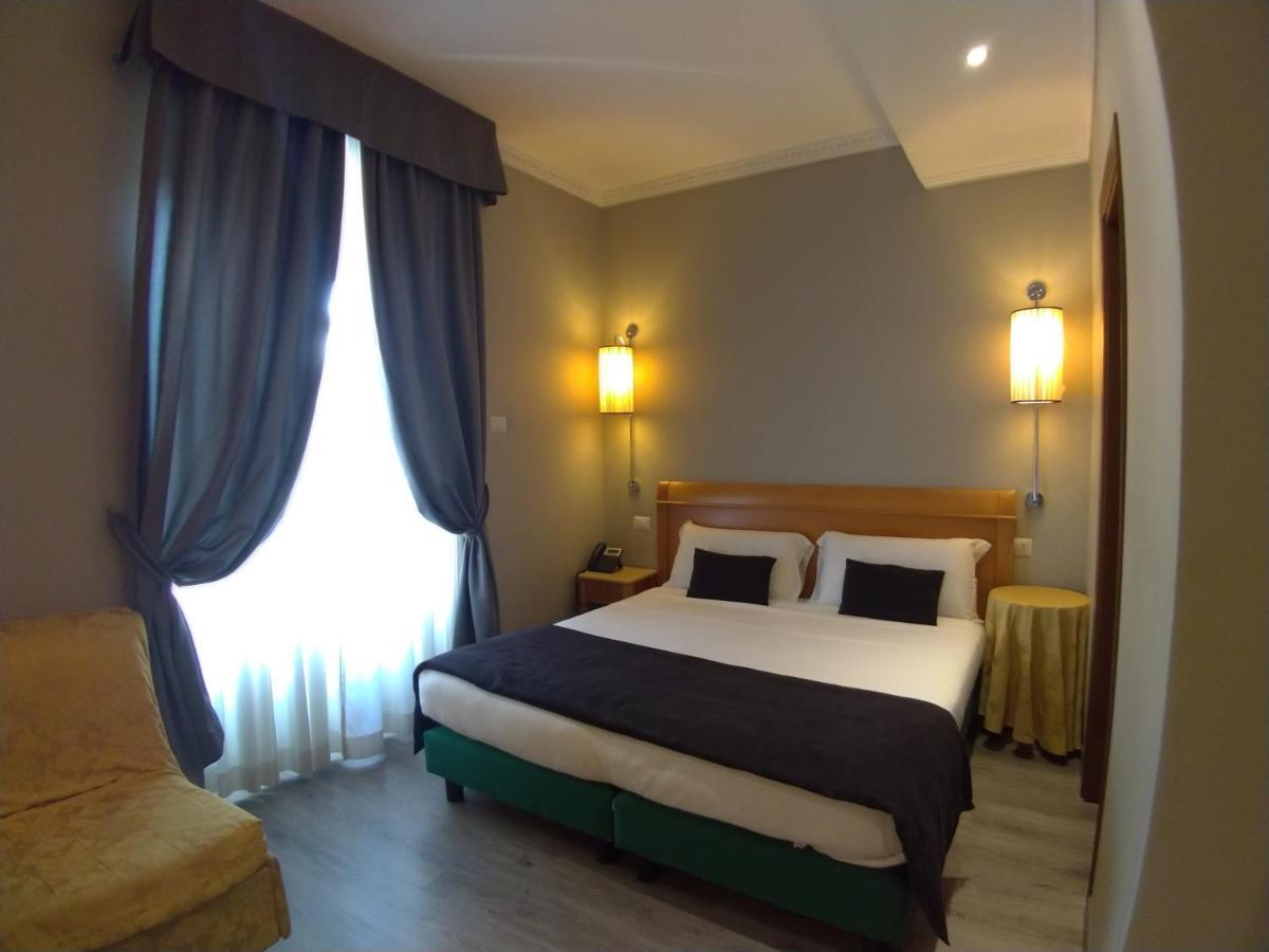 רומא Hotel Dei Quiriti מראה חיצוני תמונה