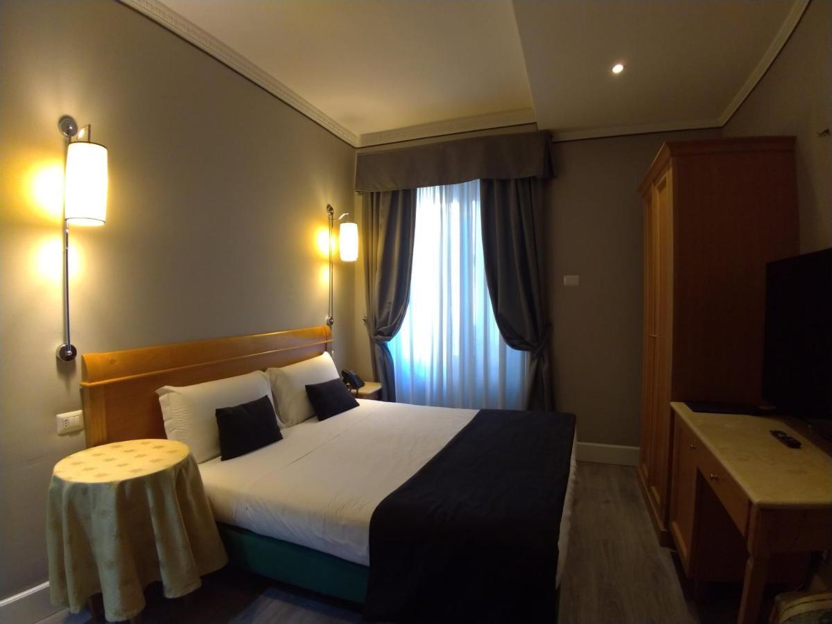 רומא Hotel Dei Quiriti מראה חיצוני תמונה