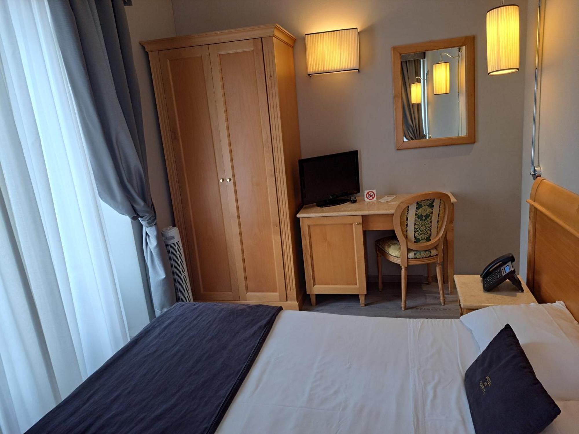 רומא Hotel Dei Quiriti מראה חיצוני תמונה